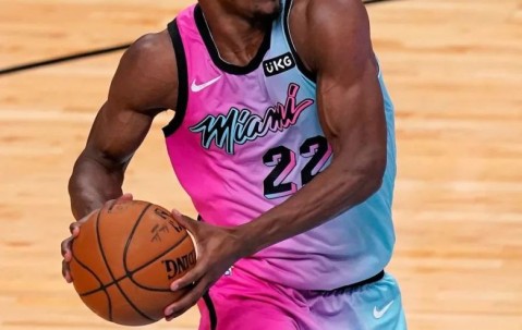 开云体育首页登陆-全明星赛窗口期再迎强敌，马赛官宣签约，主帅态度——信心回归，阵容厚度经受考验的简单介绍